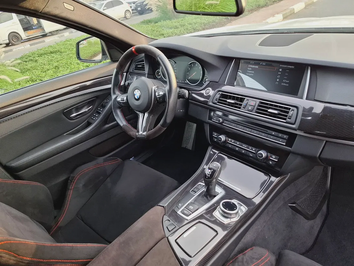 BMW 5-Series 535i 2011 - Japanese Specs-11-11