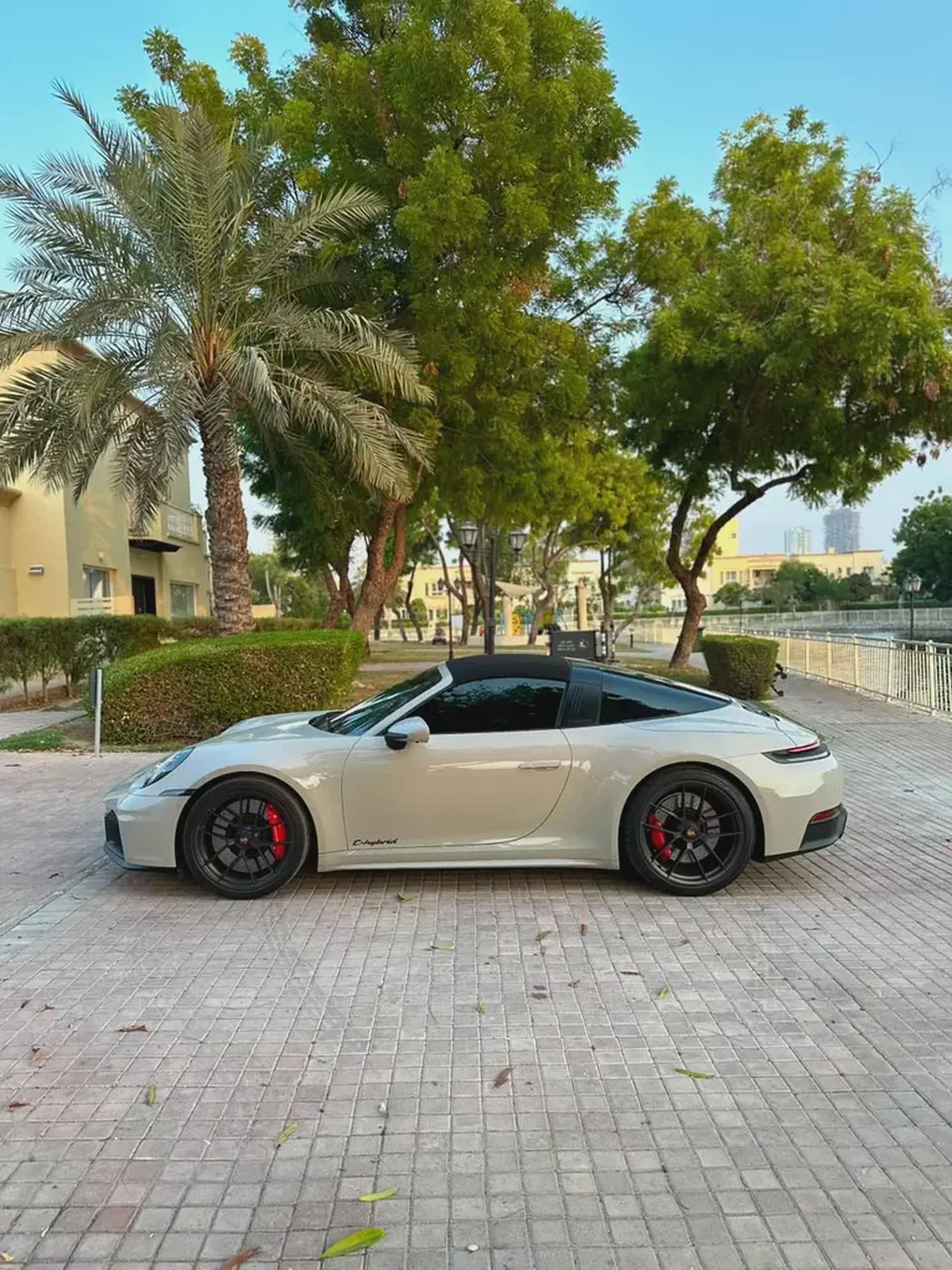 2026 Carrera 4 GTS 2026 | GCC Specs, Under Warranty-1-1