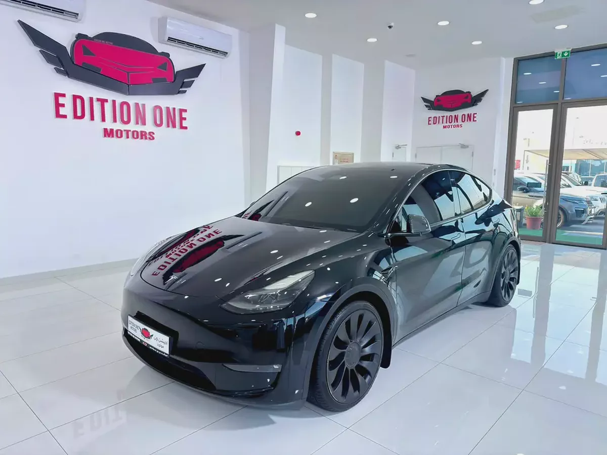 Tesla y Performance 2022 GCC Enhanced autopilot