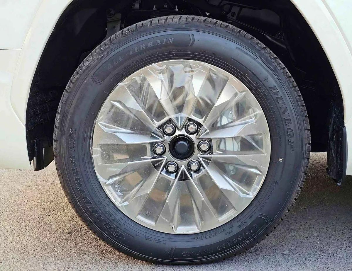 Toyota Land Cruiser GXR TWIN TURBO / 3.3L DIESEL / BIG DVD / JBL SPEAKERS / FULL OPTION (CODE#LCDGXRH)-5-0