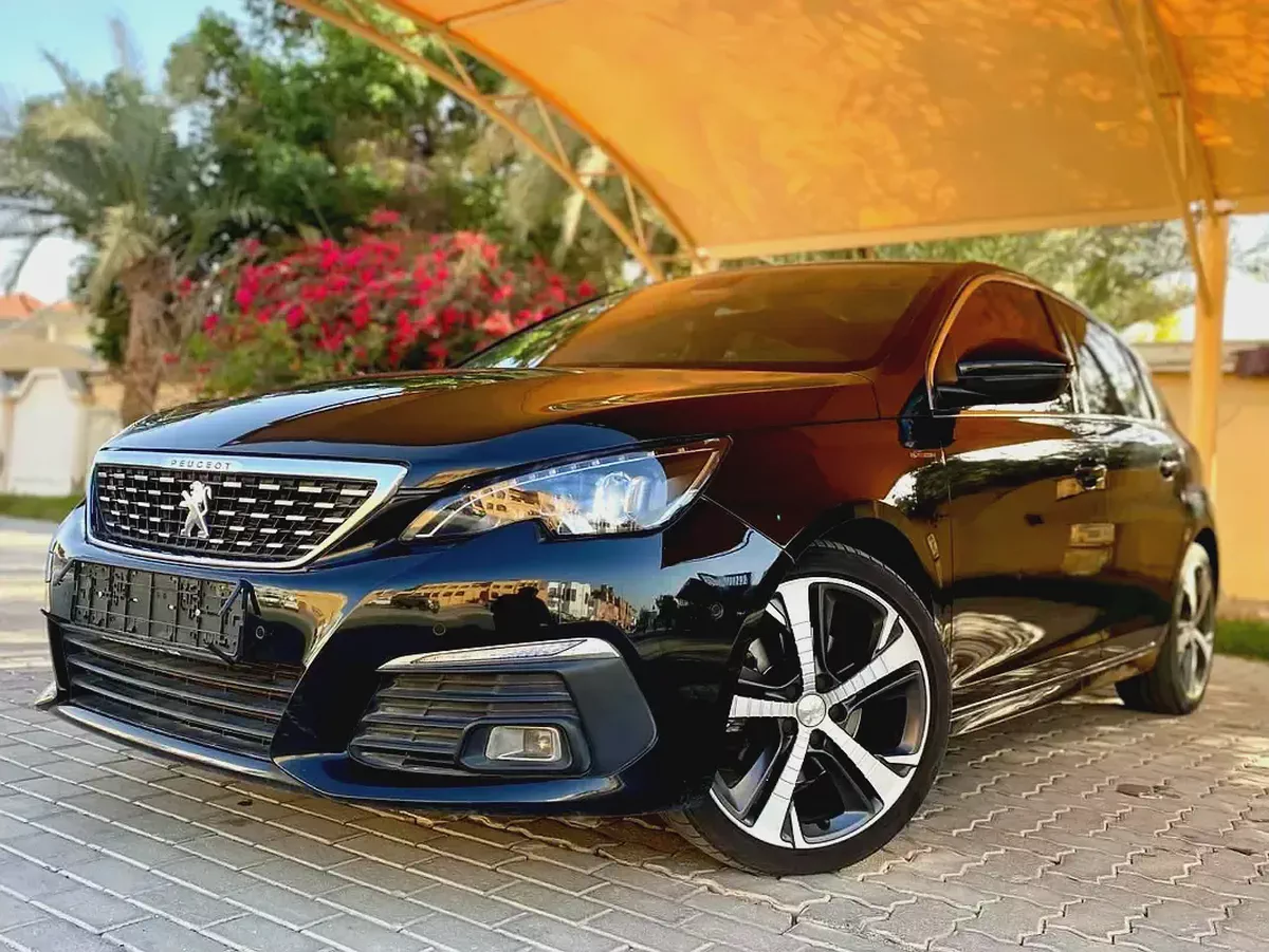 2018 PEUGEOT 308 GT LINE || GCC || FULL OPTION PANORAMA || FULL SERVICE HISTORY || PRISTINE CONDTION-1-1