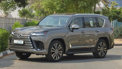 ( Only For Export ) 2026 Lexus LX 600 BB ‘’Signature’’ 3.5TT V6 AWD GCC BRAND NEW-2
