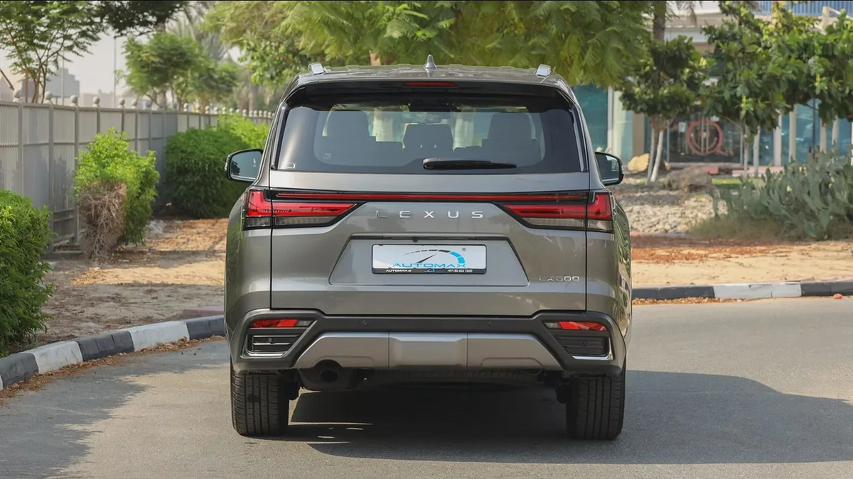 ( Only For Export ) 2026 Lexus LX 600 BB ‘’Signature’’ 3.5TT V6 AWD GCC BRAND NEW-5-5