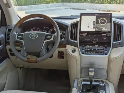 2018 Toyota Land Cruiser GXR V8 5.7L – Top Full Option | GCC Excellent Condition Specs-12