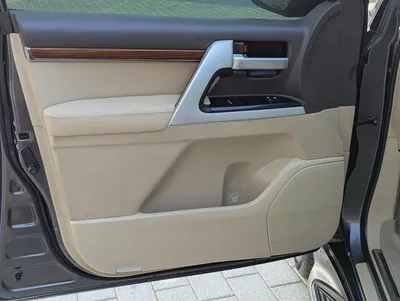 2018 Toyota Land Cruiser GXR V8 5.7L – Top Full Option | GCC Excellent Condition Specs-15