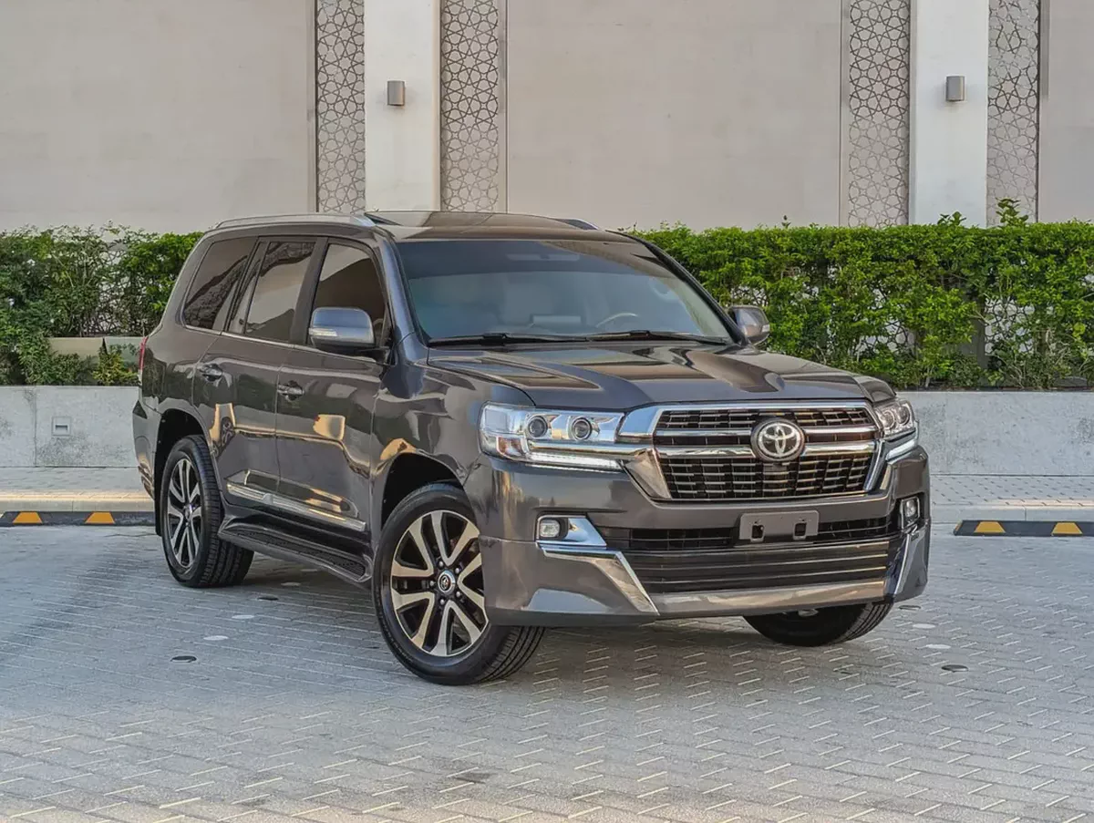 2018 Toyota Land Cruiser GXR V8 5.7L – Top Full Option | GCC Excellent Condition Specs