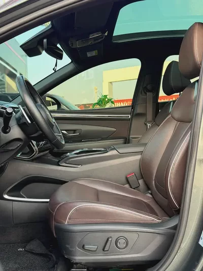 2021 Hyundai Tucson Platinum - Korean Specs - Excellent Condition-7