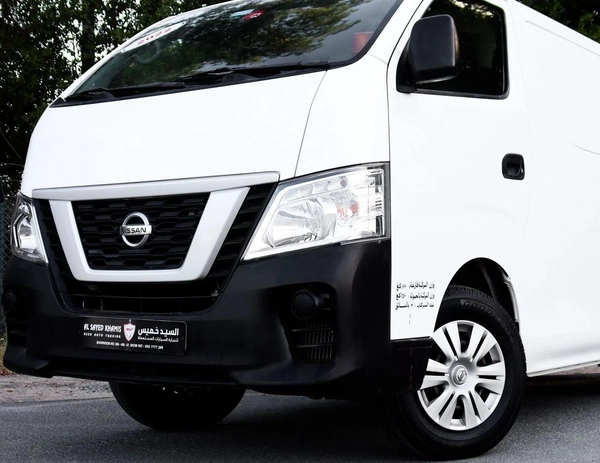 Nissan Urvan STD Nissan Urvan Van Chiller | 2.5 L | 2022 | GCC | Accident-Free
