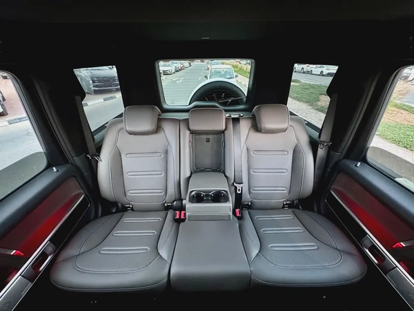 2024 Mercedes-Benz G-Class G 400 d - Japanese Specs - Auction Grade 5/A