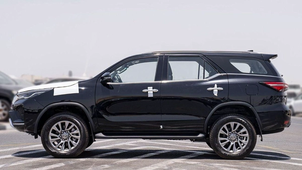 Toyota Fortuner VXR 4.0L (278 HP) FORTUNER VXR  V6 4.0L