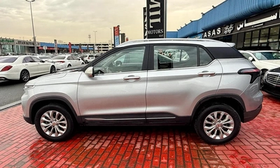 2023 Chevrolet Groove LT - GCC Specs - Like New!-9