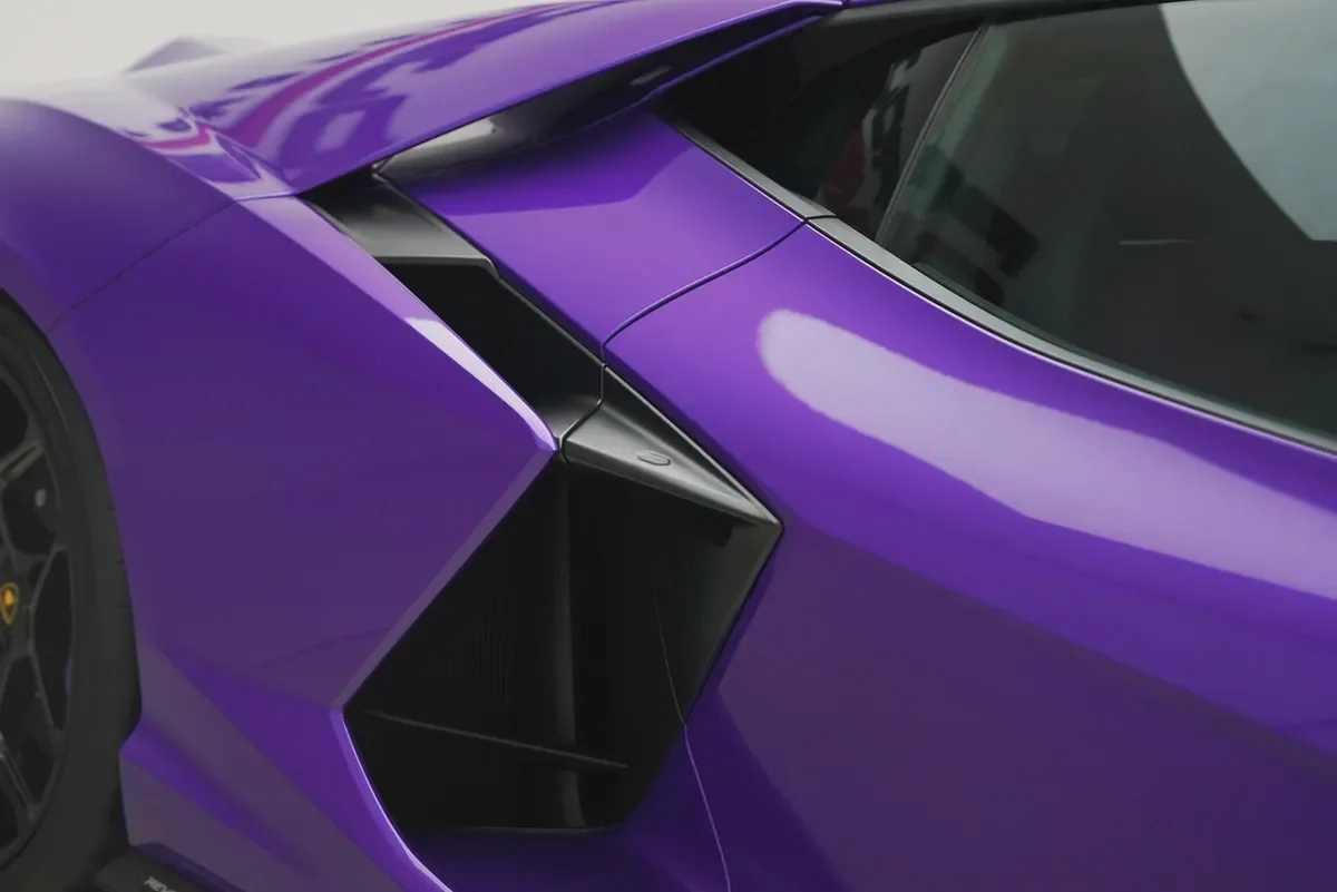 2025 LAMBORGHINI REVUELTO-6-6