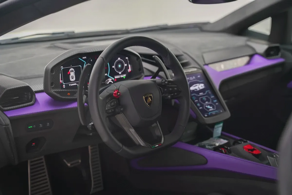 2025 LAMBORGHINI REVUELTO-5-5