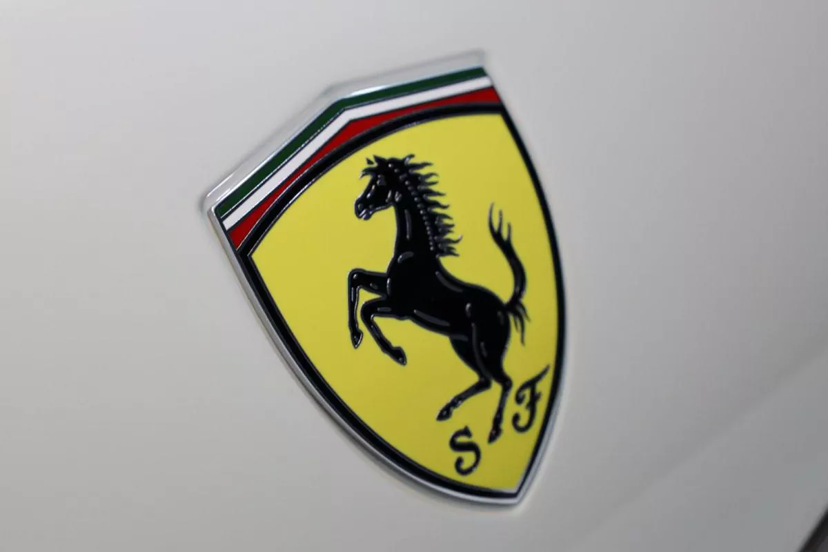 Ferrari 812 GTS-2-2