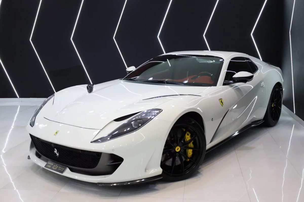 Ferrari 812 GTS-1-1