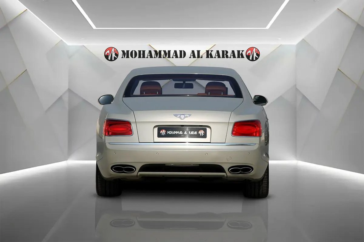 Bentley Flying Spur V8-2-2