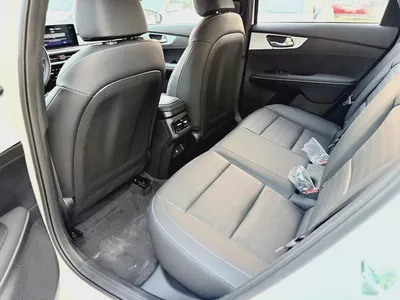 2025 | Kia K3 1.5L | Luxury-12