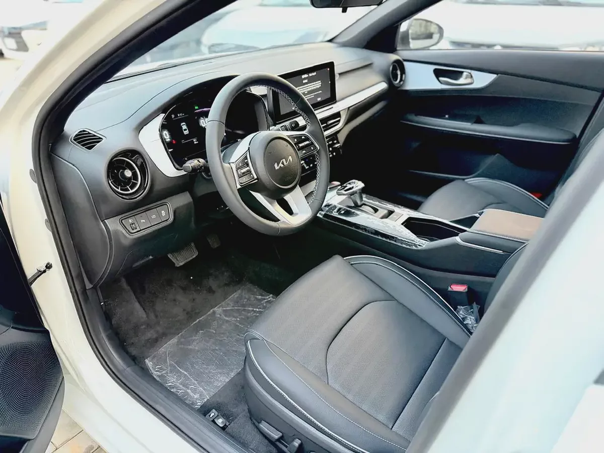 2025 | Kia K3 1.5L | Luxury-9-9