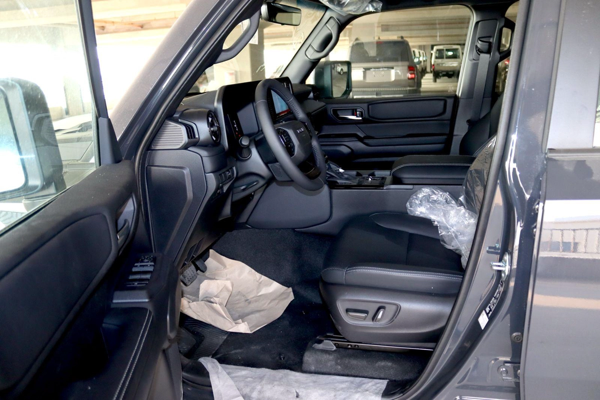 New 2026 Toyota Prado – Rugged Design-6-6