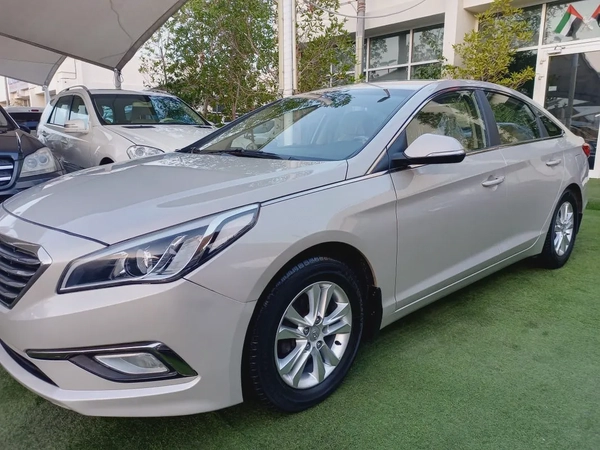 Hyundai Sonata Mid 2016 - GCC Specs - Well Maintained