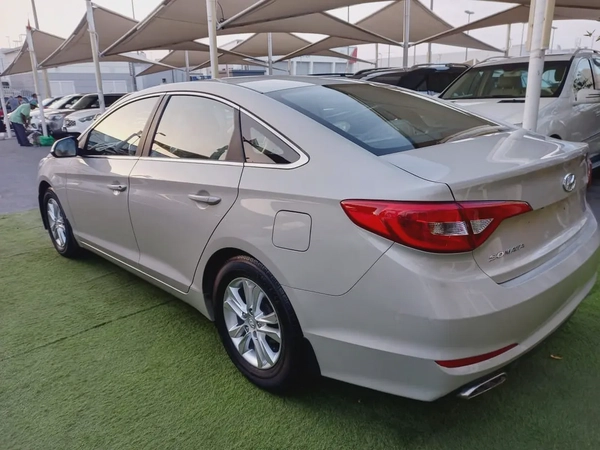 Hyundai Sonata Mid 2016 - GCC Specs - Well Maintained