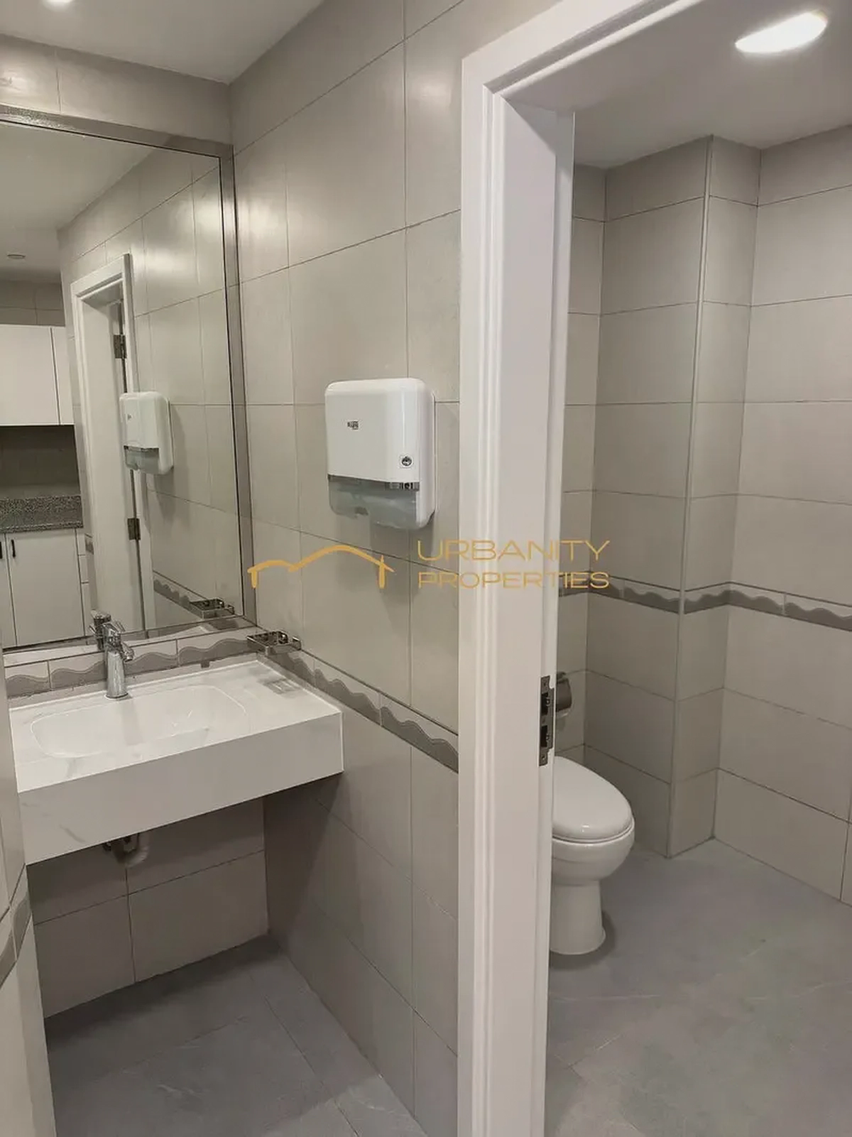 Fully Fitted Office | Prime Business Bay-2-2