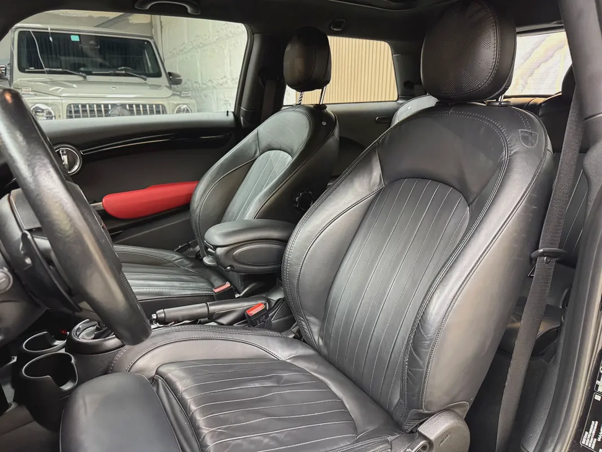 2021 MINI Cooper John Cooper Works GCC Specs - Pristine Condition-11-11