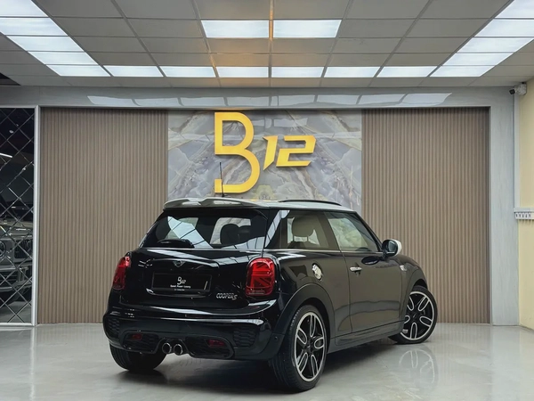 2021 MINI Cooper John Cooper Works GCC Specs - Pristine Condition