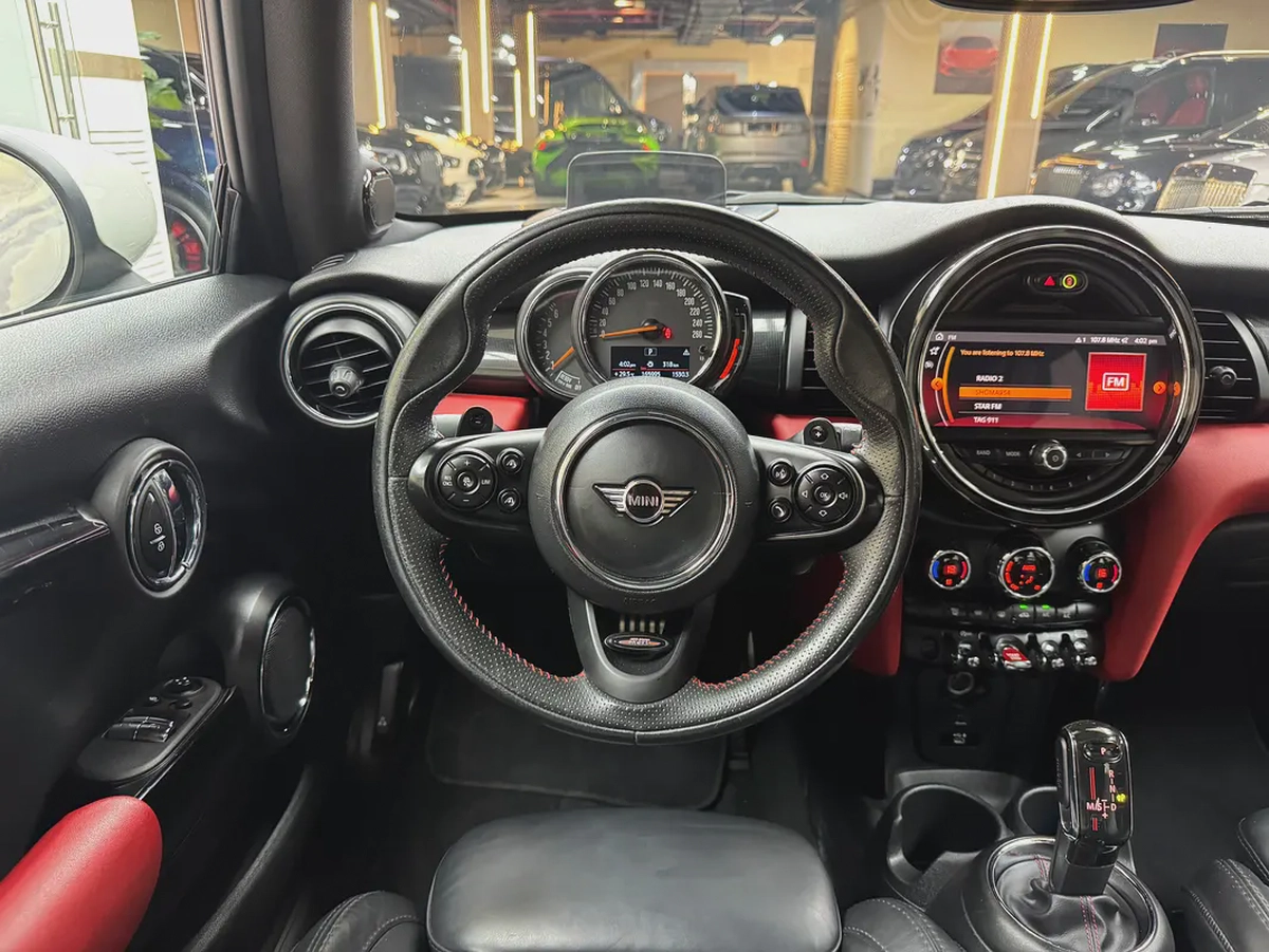 2021 MINI Cooper John Cooper Works GCC Specs - Pristine Condition-7-7
