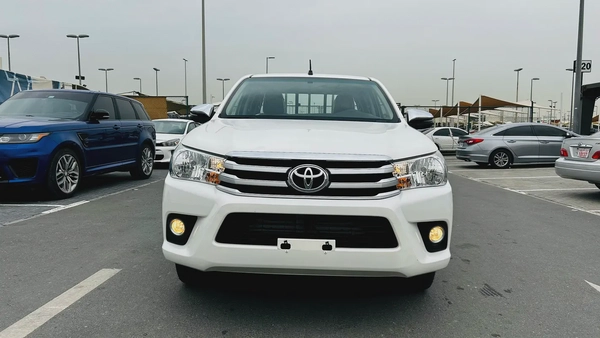 Toyota Hilux Double Cab 2022 - GCC Specs - Excellent Condition