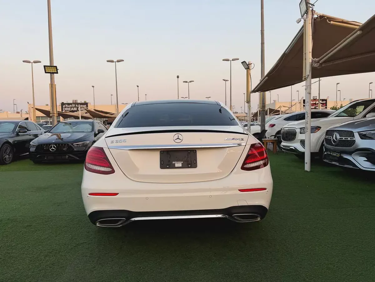 Mercedes-Benz E-Class E 300 4MATIC 2019-2-2