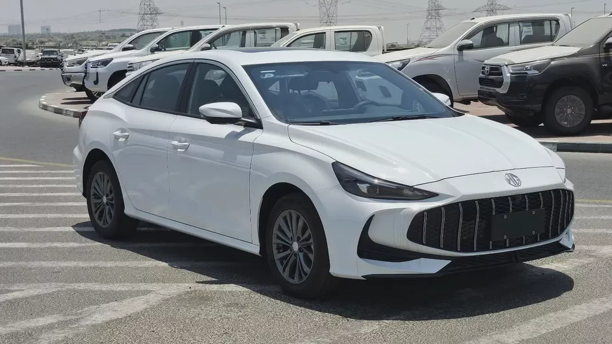 MG MG5 Luxury 2026 GCC Specs-2-2