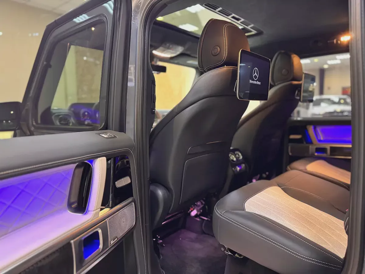 G 63 AMG / CARBON FIBER EDITION / FULL OPTION / 12,000 Km-17-17