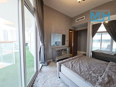 Millennium Binghatti Residences, Business Bay, Dubai-13