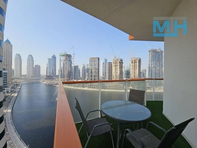 Millennium Binghatti Residences, Business Bay, Dubai-4