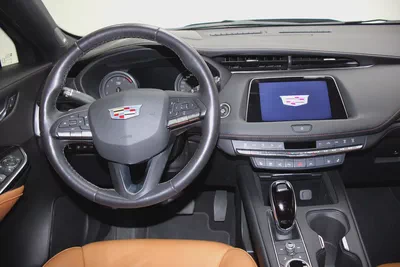 XT4 2.0L Turbo AWD Premium Luxury Full Option-6