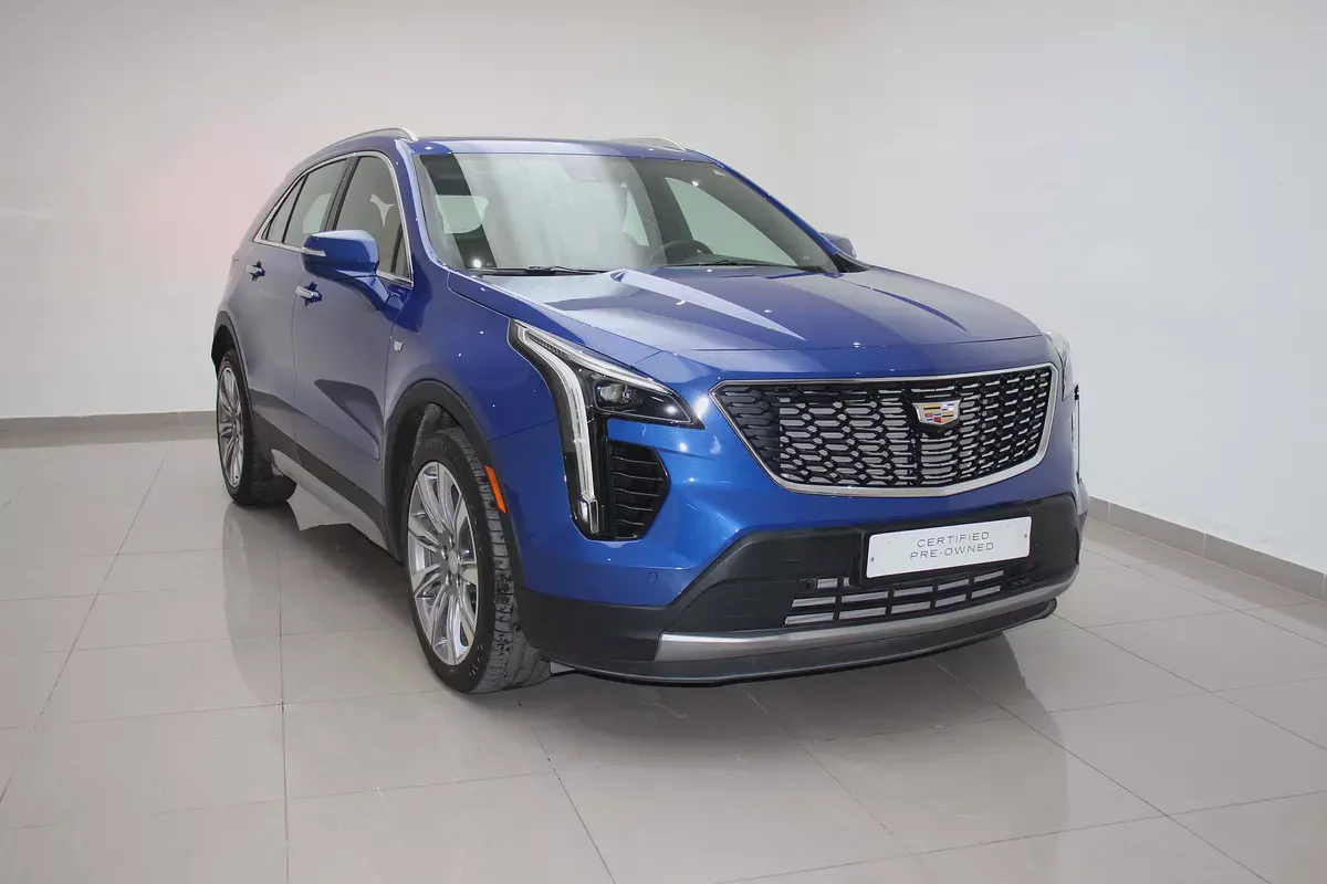 XT4 2.0L Turbo AWD Premium Luxury Full Option