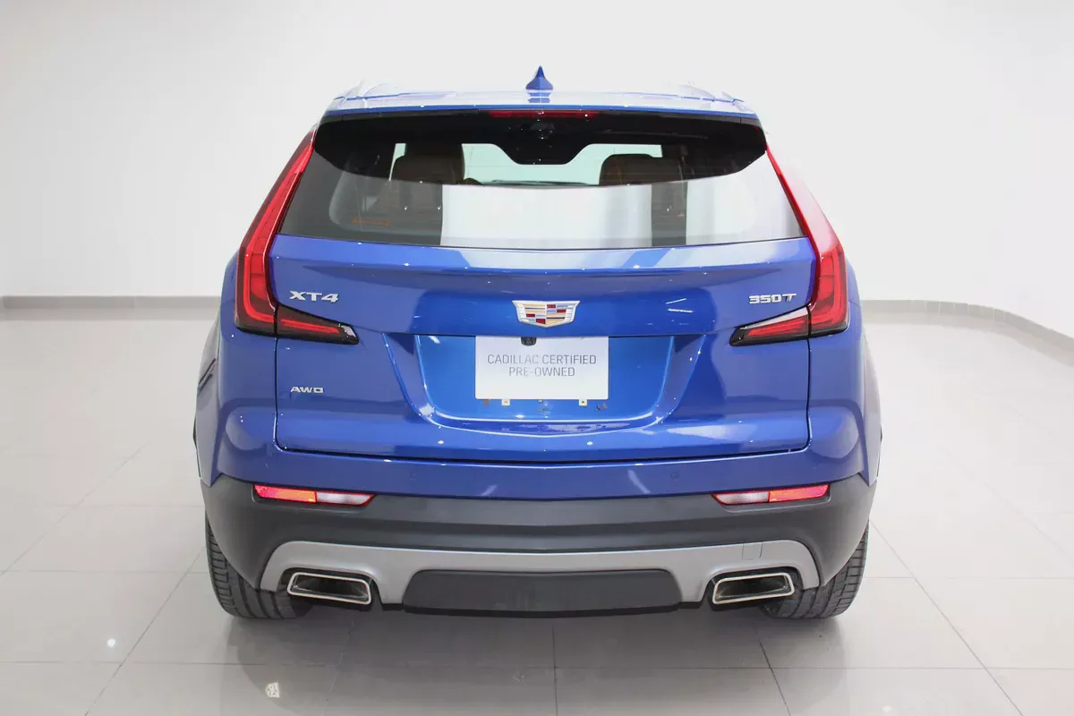 XT4 2.0L Turbo AWD Premium Luxury Full Option-3-3