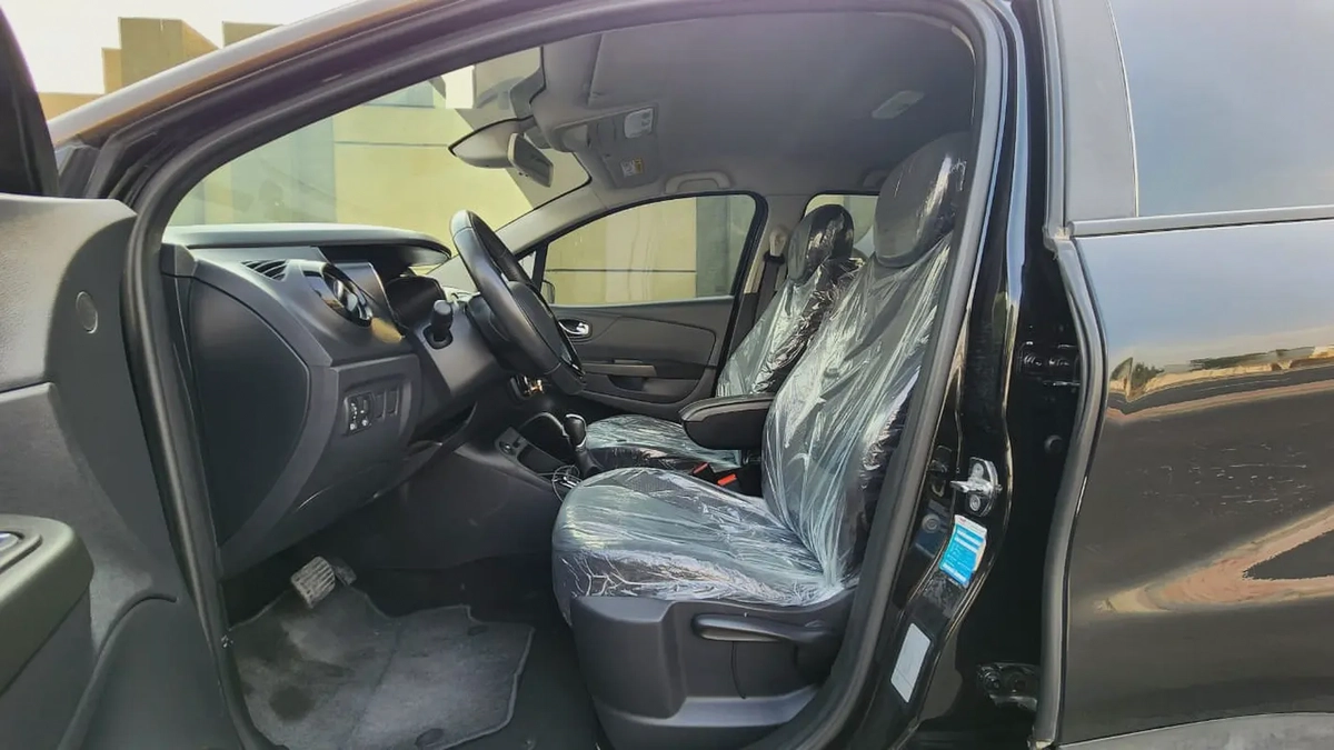 2017-Renault Capture -1.3L-4 Cyl-Excellent Condition-Bank Finance Available -Single Owner-7-7