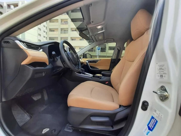 Toyota RAV4 2.5L (2WD) EX