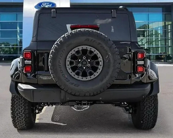 Ford Bronco 360 degree camera + B&O Audio