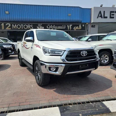 Toyota Hilux SR5 2.7 PETROL MANUAL DOUBLE CABIN-0