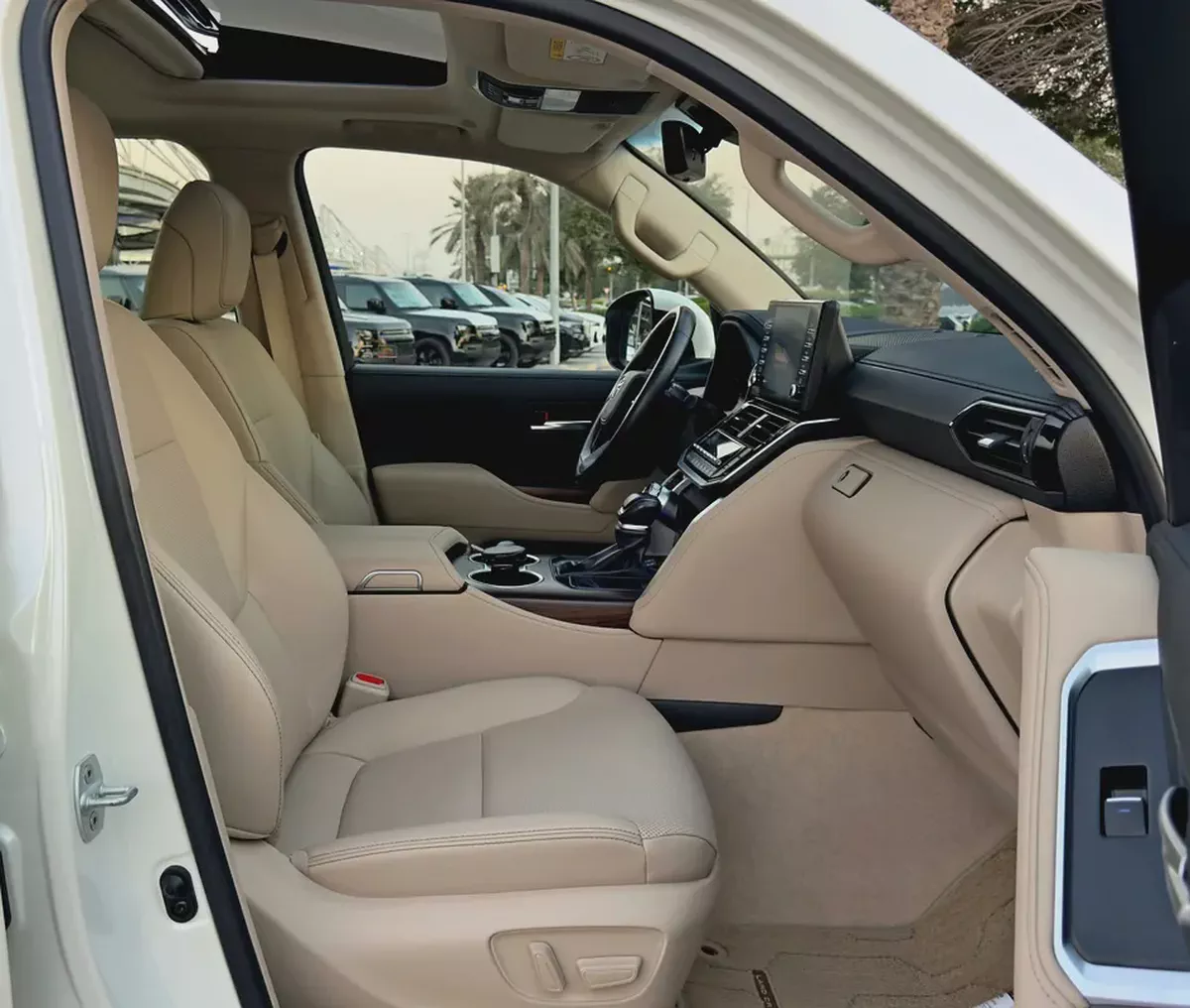 2024 Toyota Land Cruiser GXR 4.0l V6, Dealer Warranty, GCC Specifications-10-10