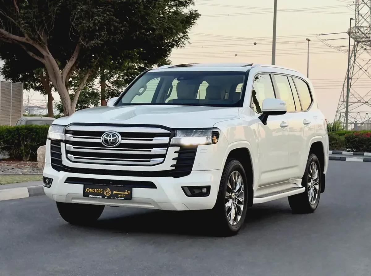 2024 Toyota Land Cruiser GXR 4.0l V6, Dealer Warranty, GCC Specifications