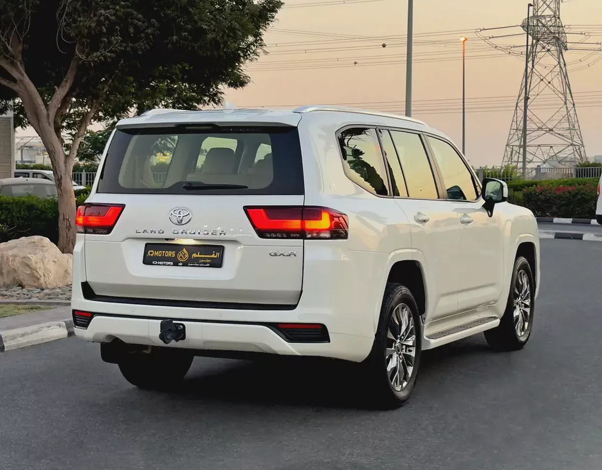 2024 Toyota Land Cruiser GXR 4.0l V6, Dealer Warranty, GCC Specifications-6-6