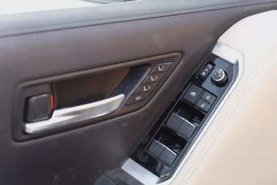 Brand New 2026 Toyota Land Cruiser VXR HAYBRID | GCC Specs | 0km-6