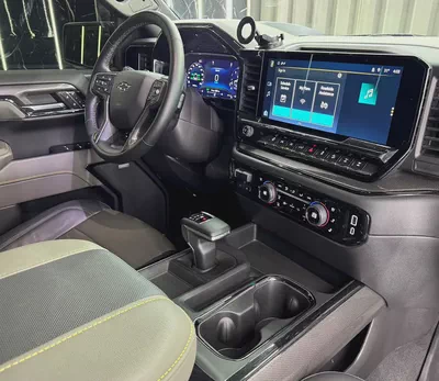 1500 ZR2 | Full PPF | GCC | Al Ghandi Warranty 2027 | Al Ghandi Full Service History-14
