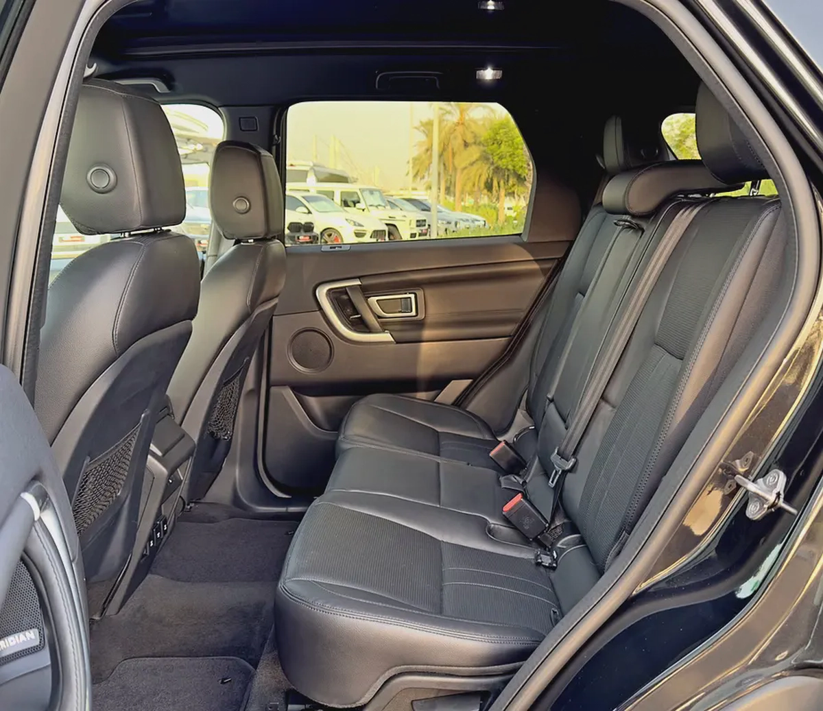 2019 Land Rover Discovery Sport HSE-12-12