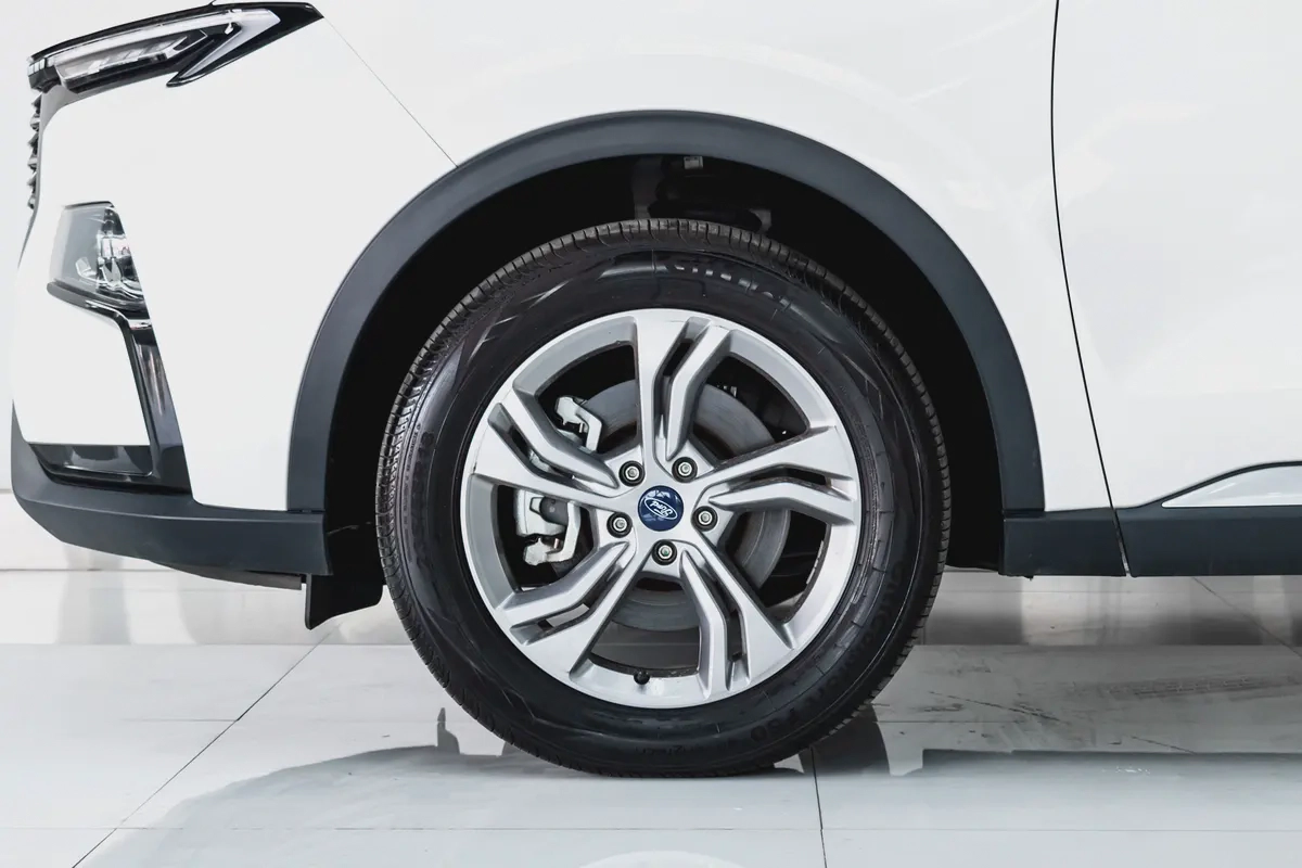 DEALER WARRANTY 1 YEAR / 20,000 KM | 1.8 L | GCC | AED 1100 PM-7-7