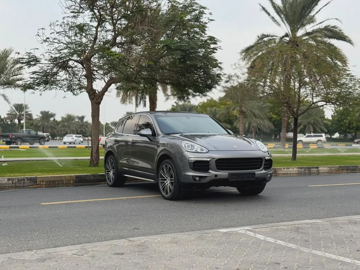 Porsche Cayenne Standard 2016 GCC Specs-3-3